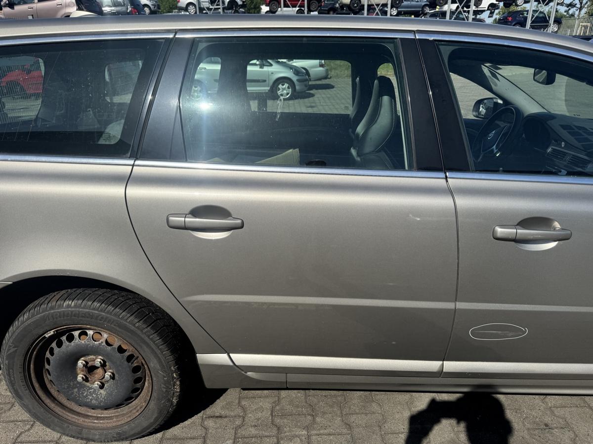 Volvo V70 3 original T&uuml;r hinten rechts 484 Seashell Metallic Kombi Rohbau Bj.2009